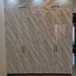 Super Gloss Wardrobe