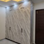 Super Gloss Wardrobe